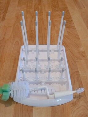Munchkin Baby Bottle Drying Rack & Playtex Bottle Brush Bundle